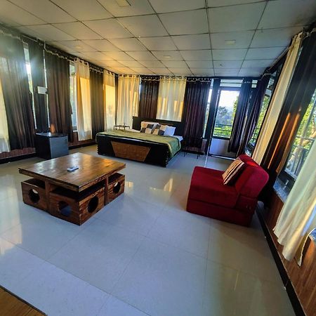 Villa Dude Ranch Mount Abu Esterno foto
