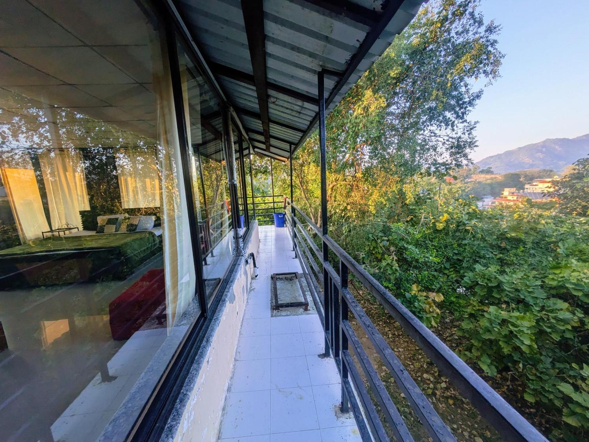Villa Dude Ranch Mount Abu Esterno foto
