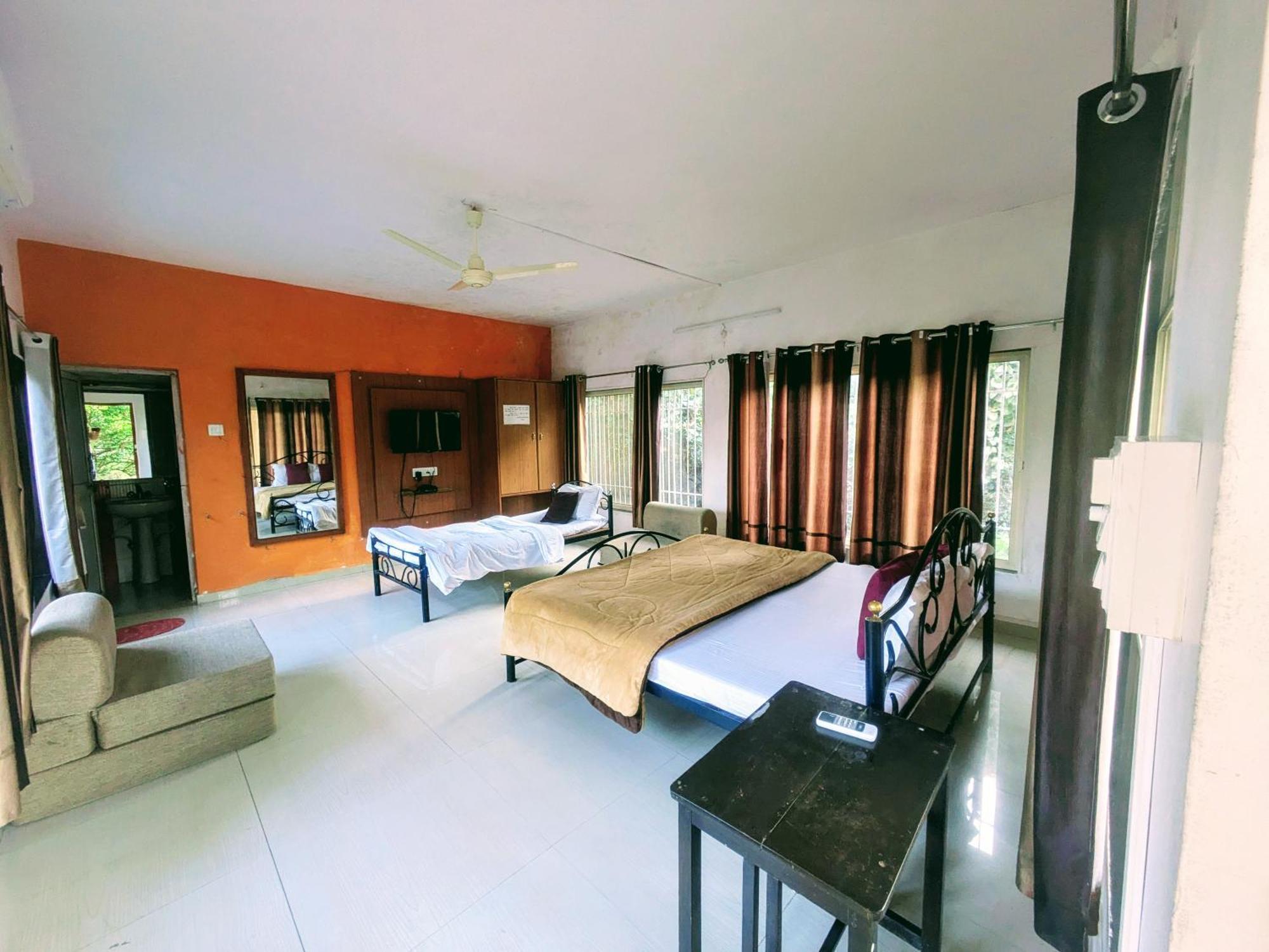 Villa Dude Ranch Mount Abu Esterno foto