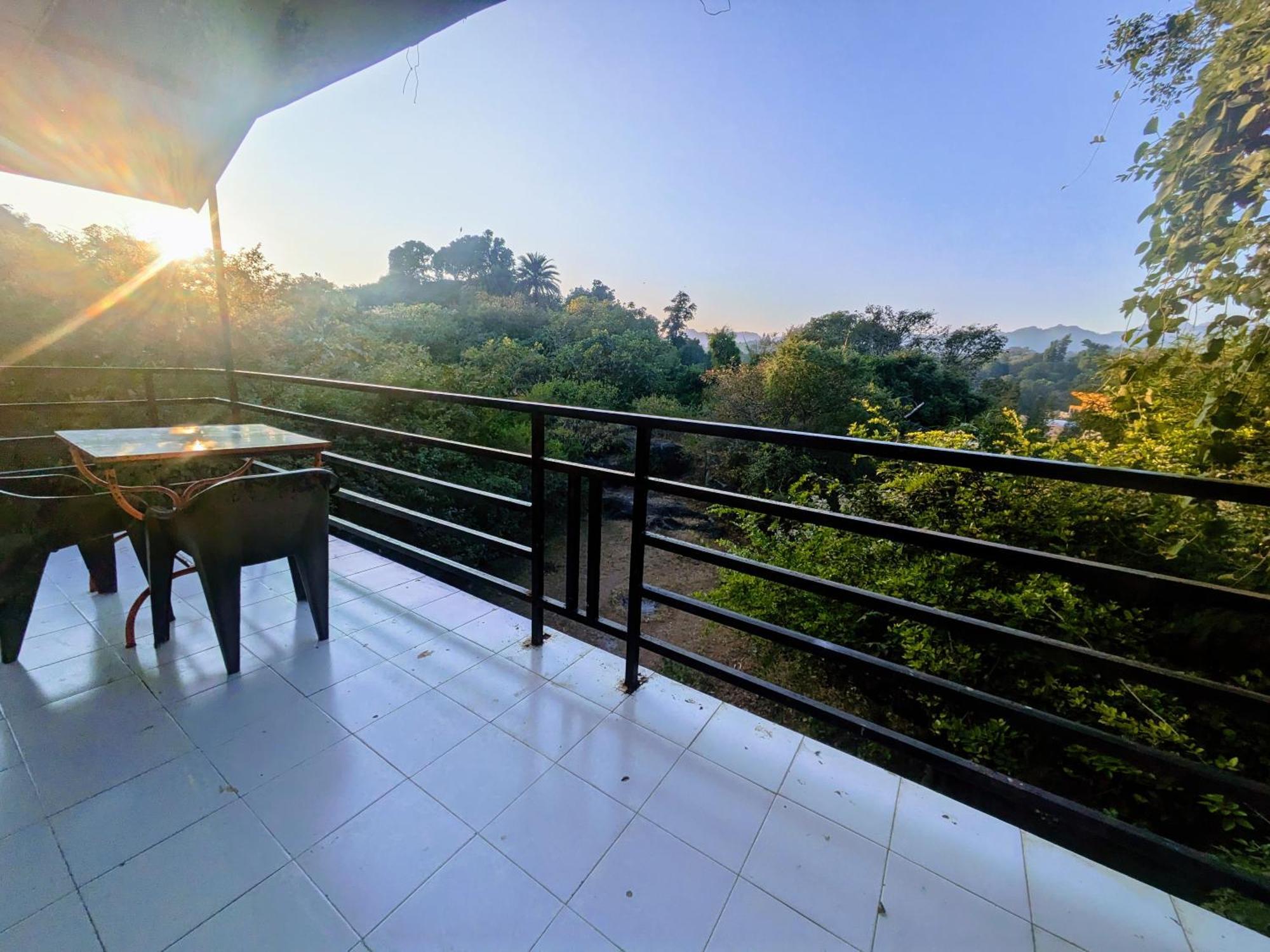 Villa Dude Ranch Mount Abu Esterno foto