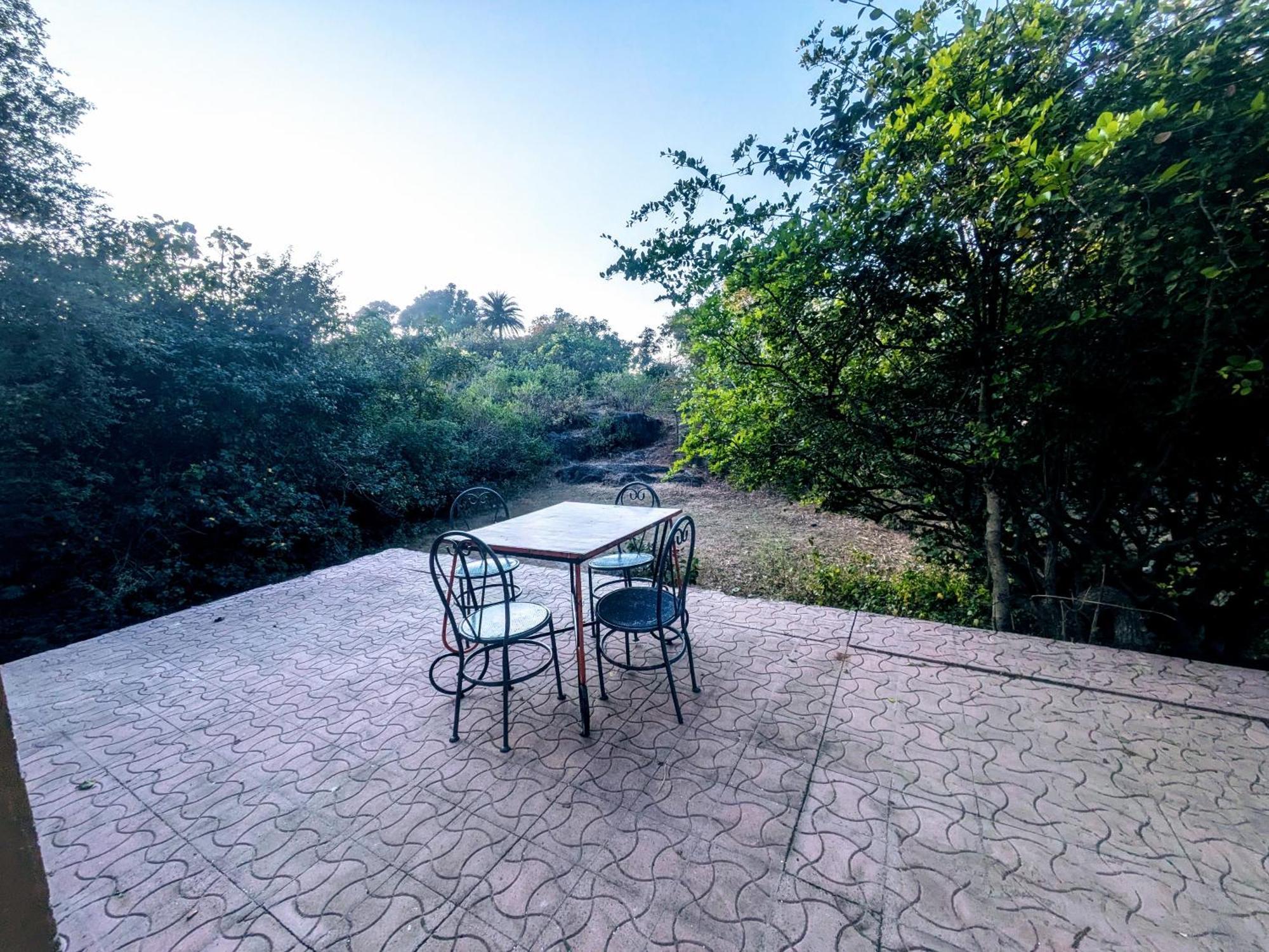 Villa Dude Ranch Mount Abu Esterno foto